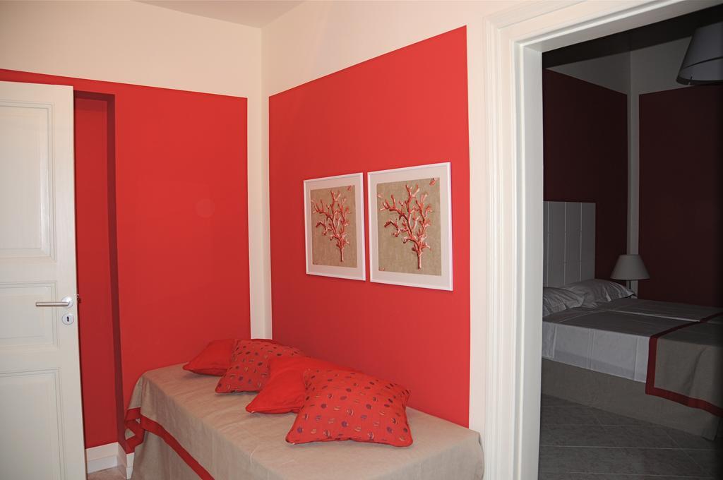 Albachiara Suite Rooms - City Center Trapani Oda fotoğraf